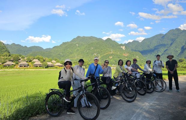 Cycling in Lac Village